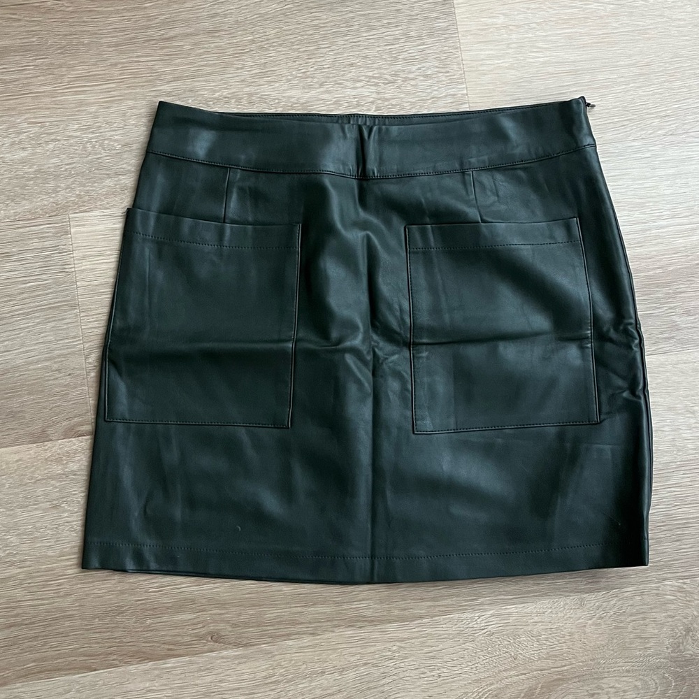 FOREVER 21 Green Leather Skirt